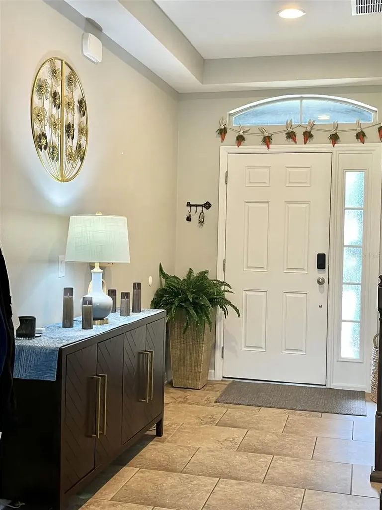 1033 Fountain Coin Loop Orlando FL 32828