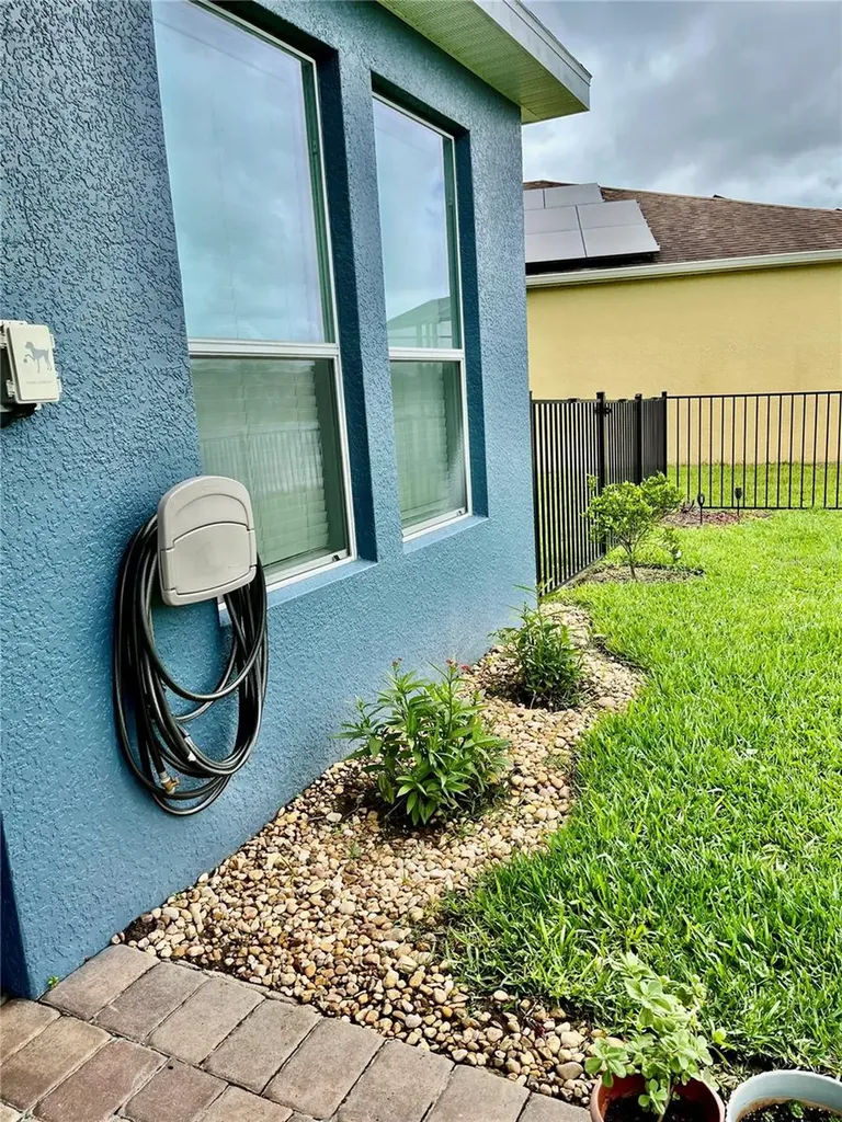 1033 Fountain Coin Loop Orlando FL 32828