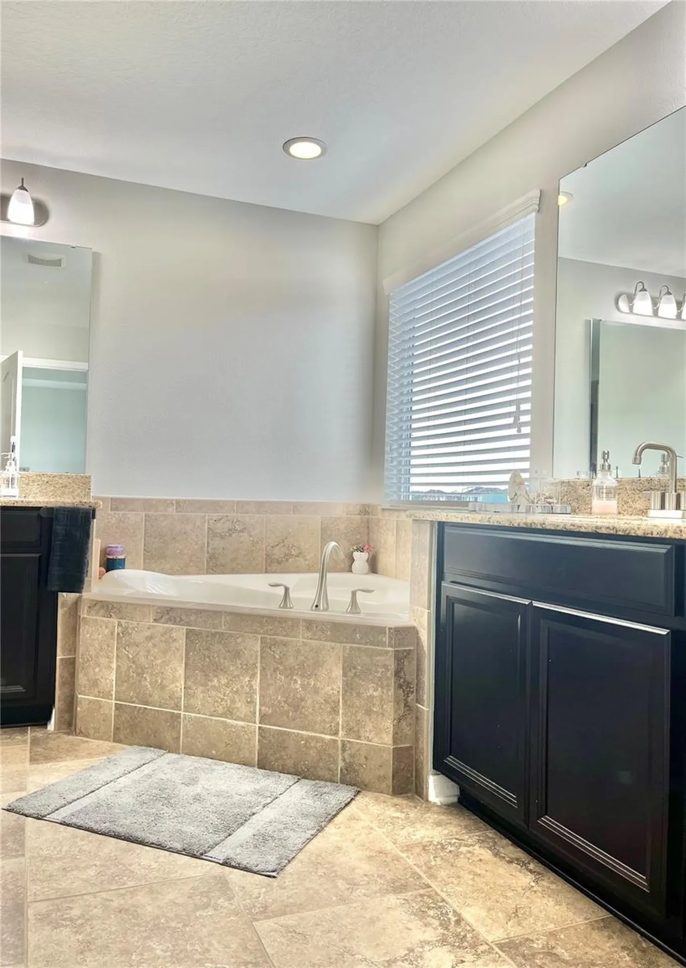 1033 Fountain Coin Loop Orlando FL 32828