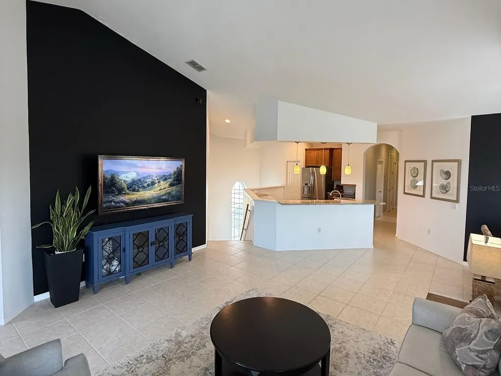 629 Grasslands Village Circle Lakeland FL 33803