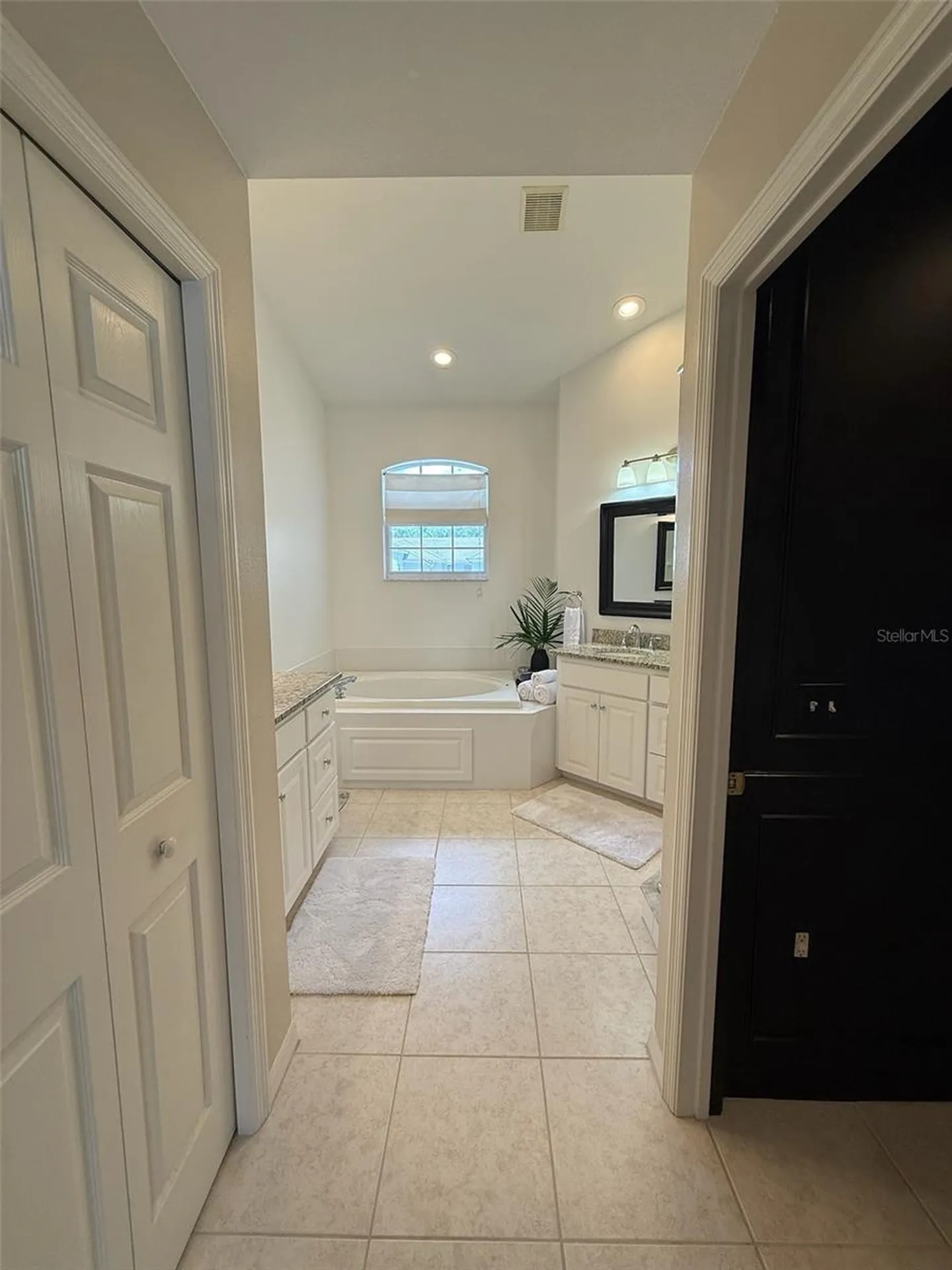 629 Grasslands Village Circle Lakeland FL 33803