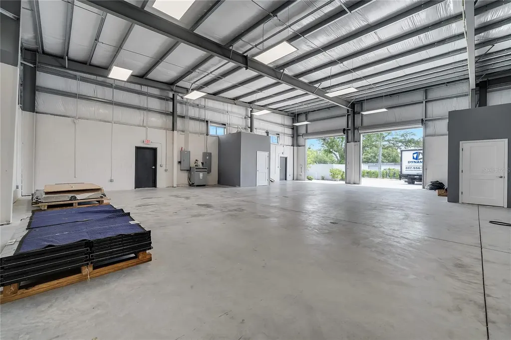 560 Barry Street Orlando FL 32808