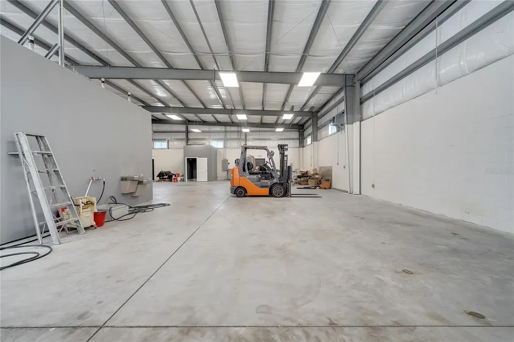 560 Barry Street Orlando FL 32808