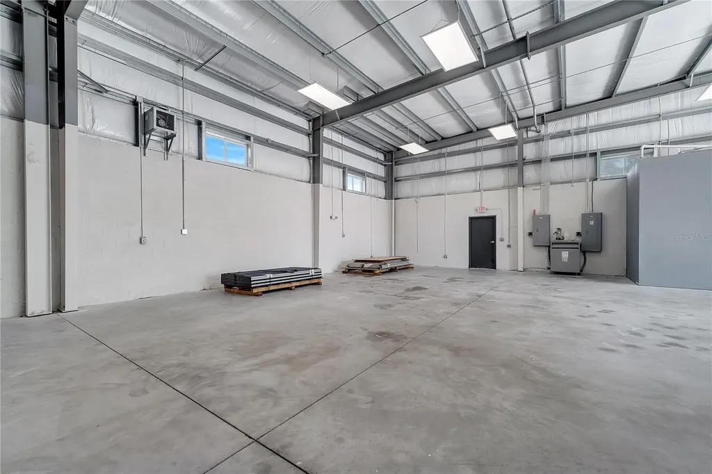 560 Barry Street Orlando FL 32808