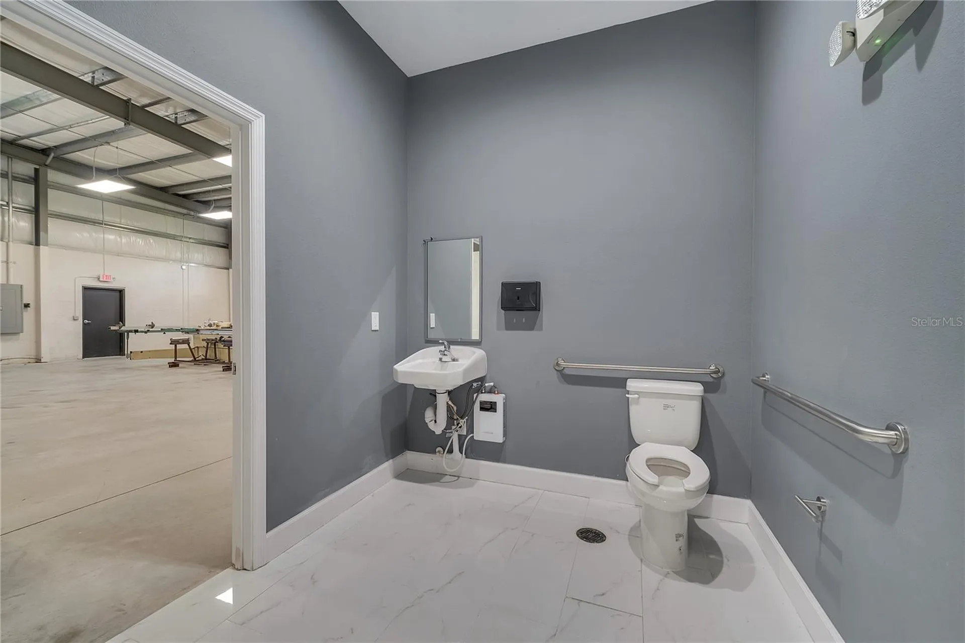 560 Barry Street Orlando FL 32808