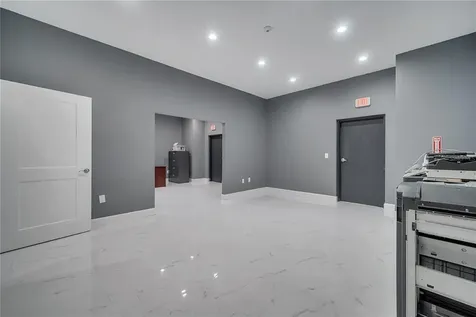 560 Barry Street Orlando FL 32808