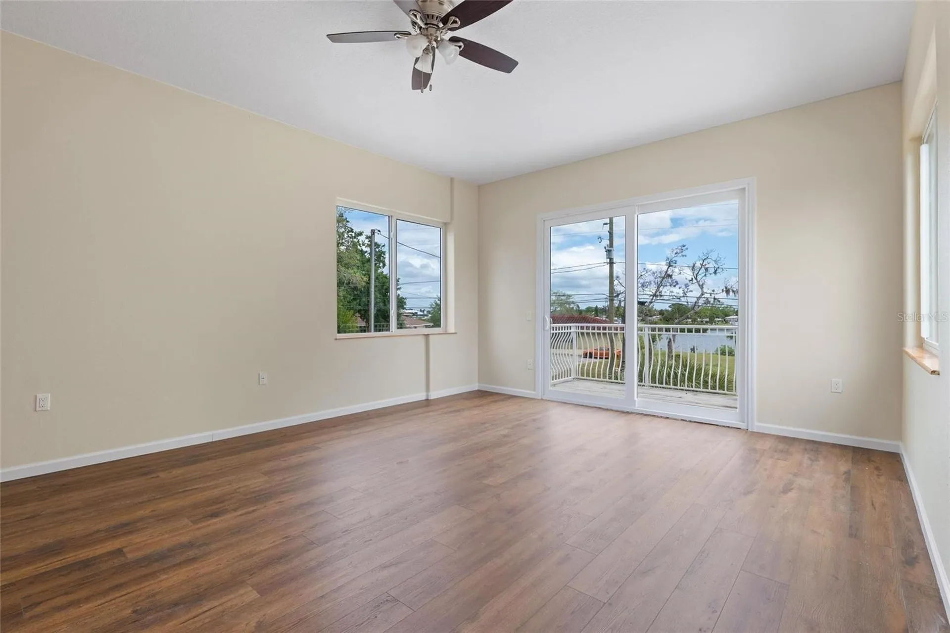 743 Bayshore Drive Tarpon Springs FL 34689