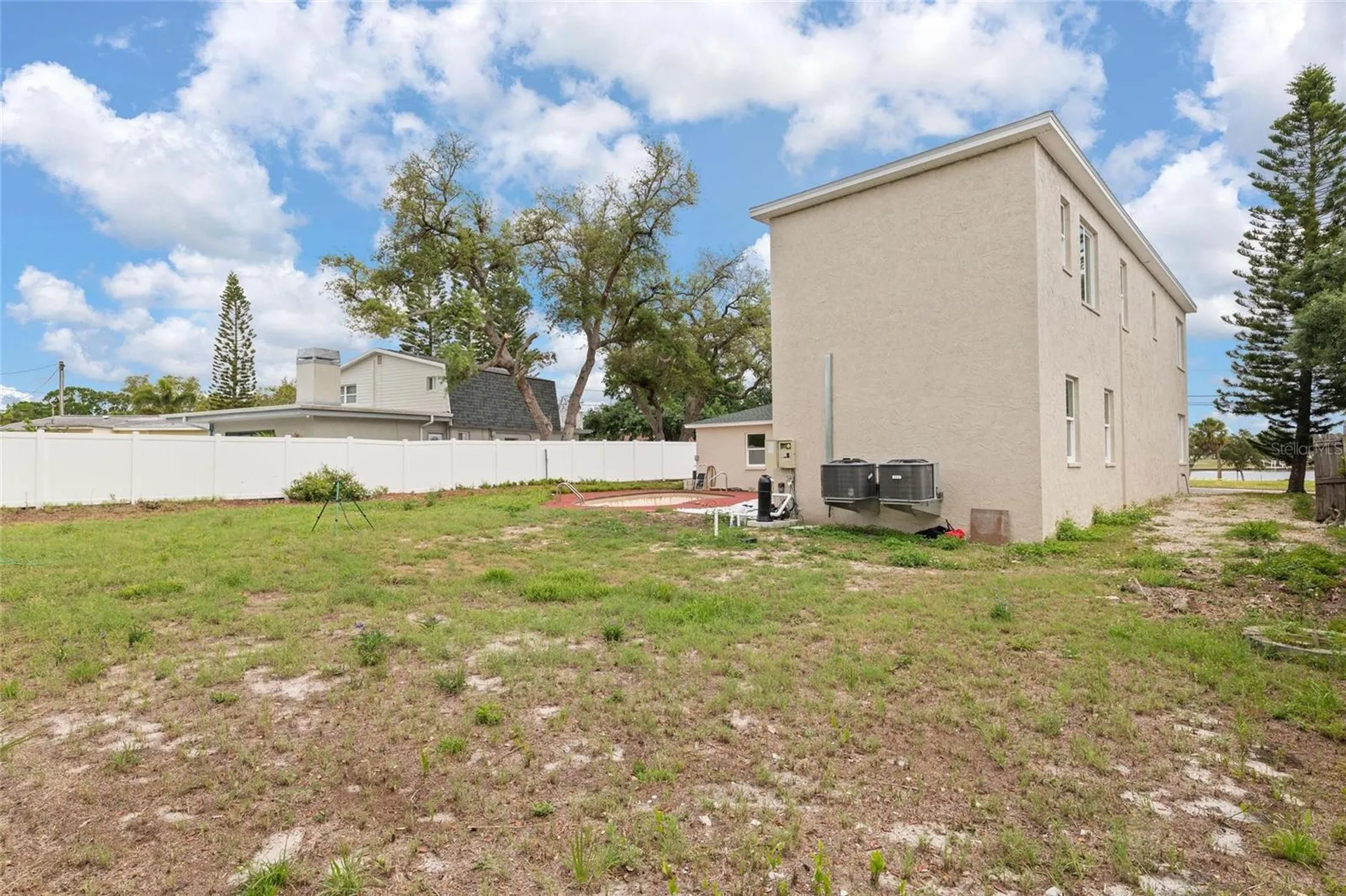743 Bayshore Drive Tarpon Springs FL 34689