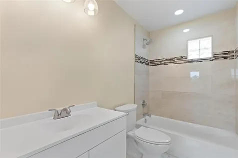 743 Bayshore Drive Tarpon Springs FL 34689