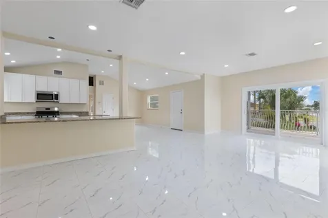 743 Bayshore Drive Tarpon Springs FL 34689