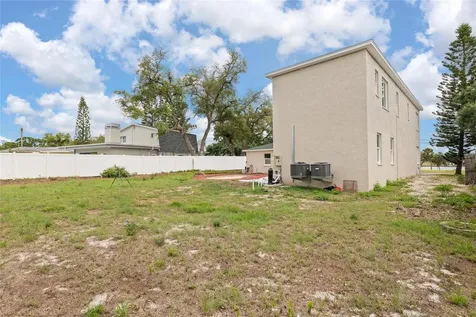 743 Bayshore Drive Tarpon Springs FL 34689