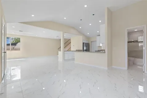 743 Bayshore Drive Tarpon Springs FL 34689
