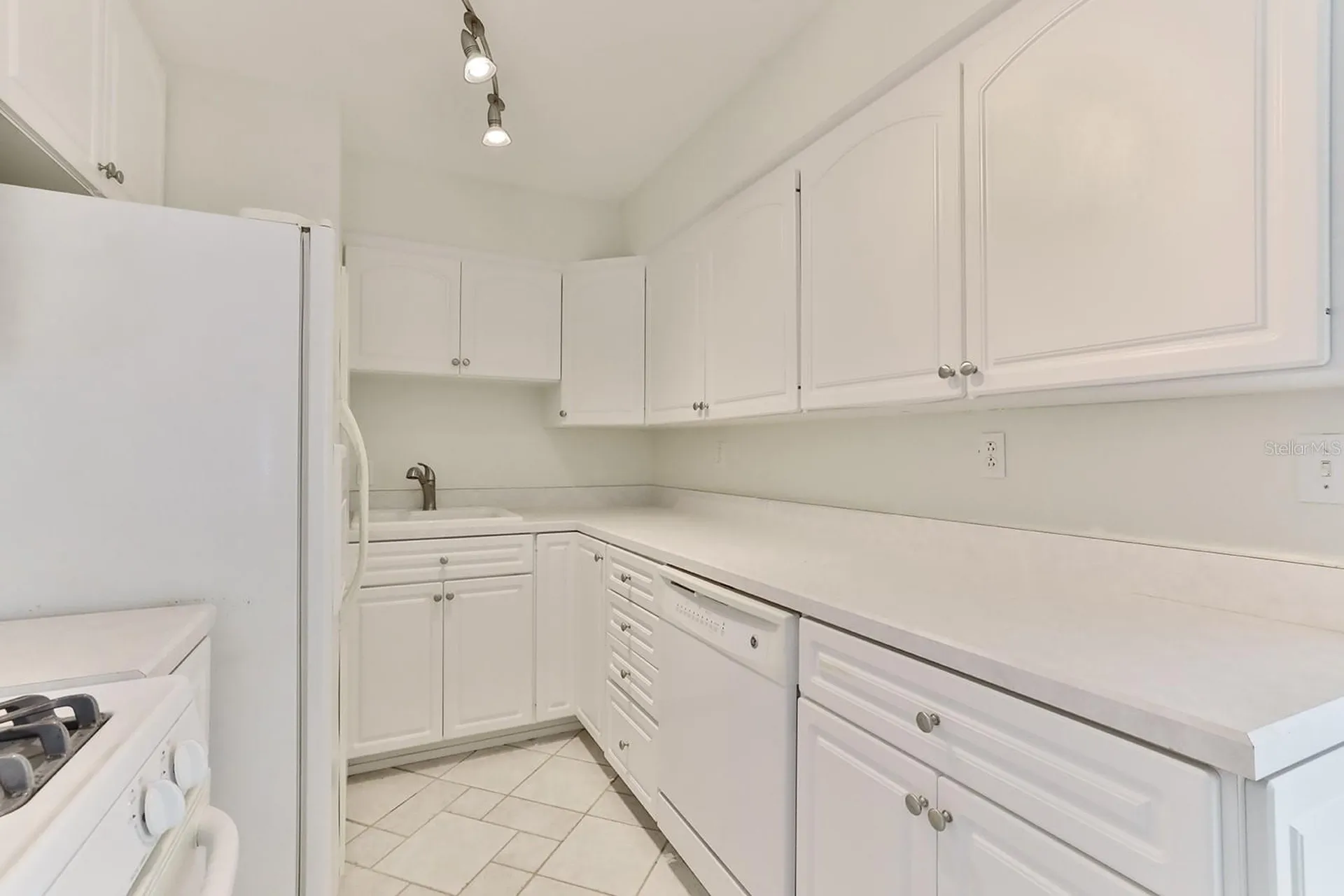 480 Carolyn Street New Smyrna Beach FL 32168