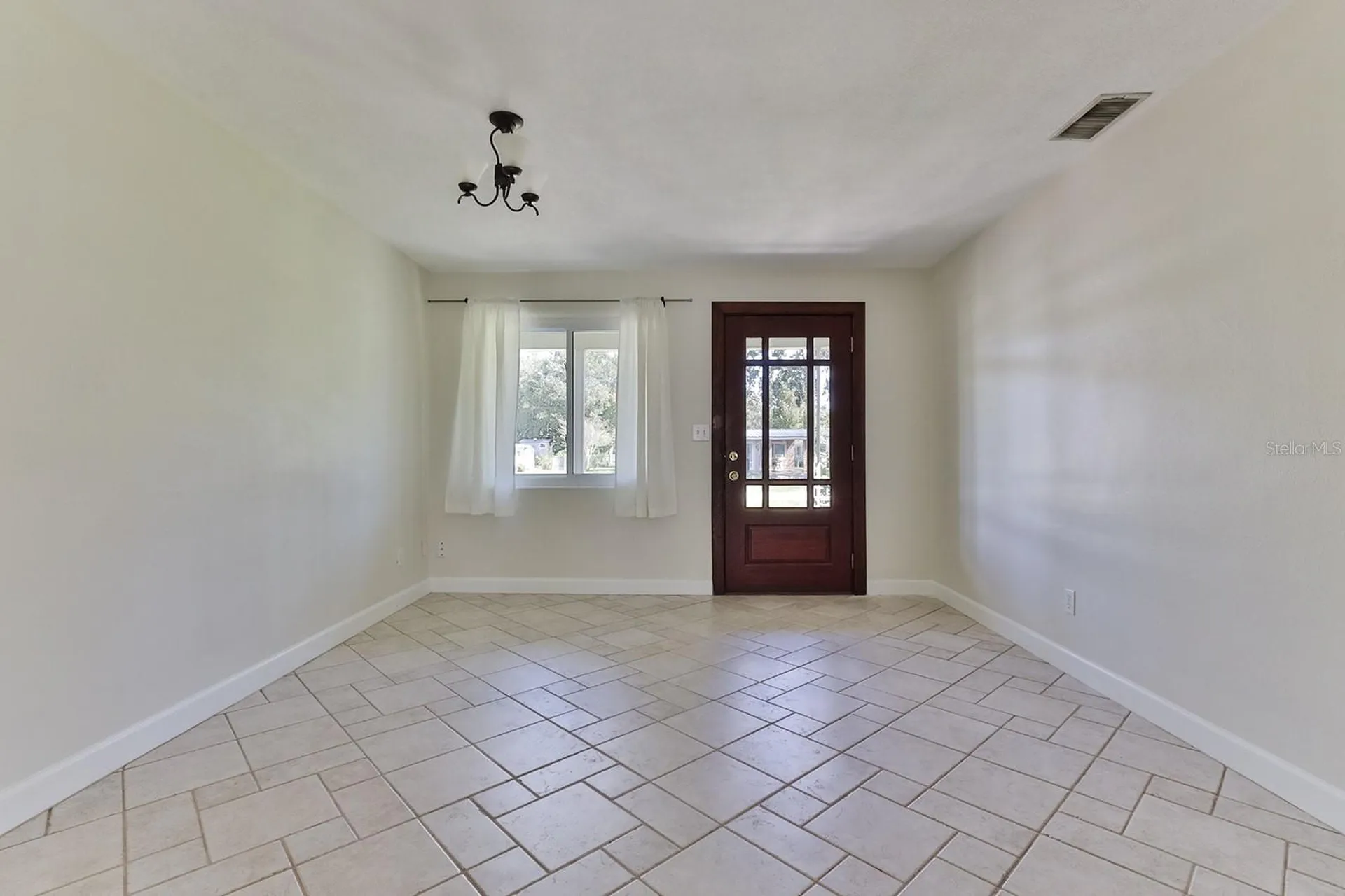 480 Carolyn Street New Smyrna Beach FL 32168