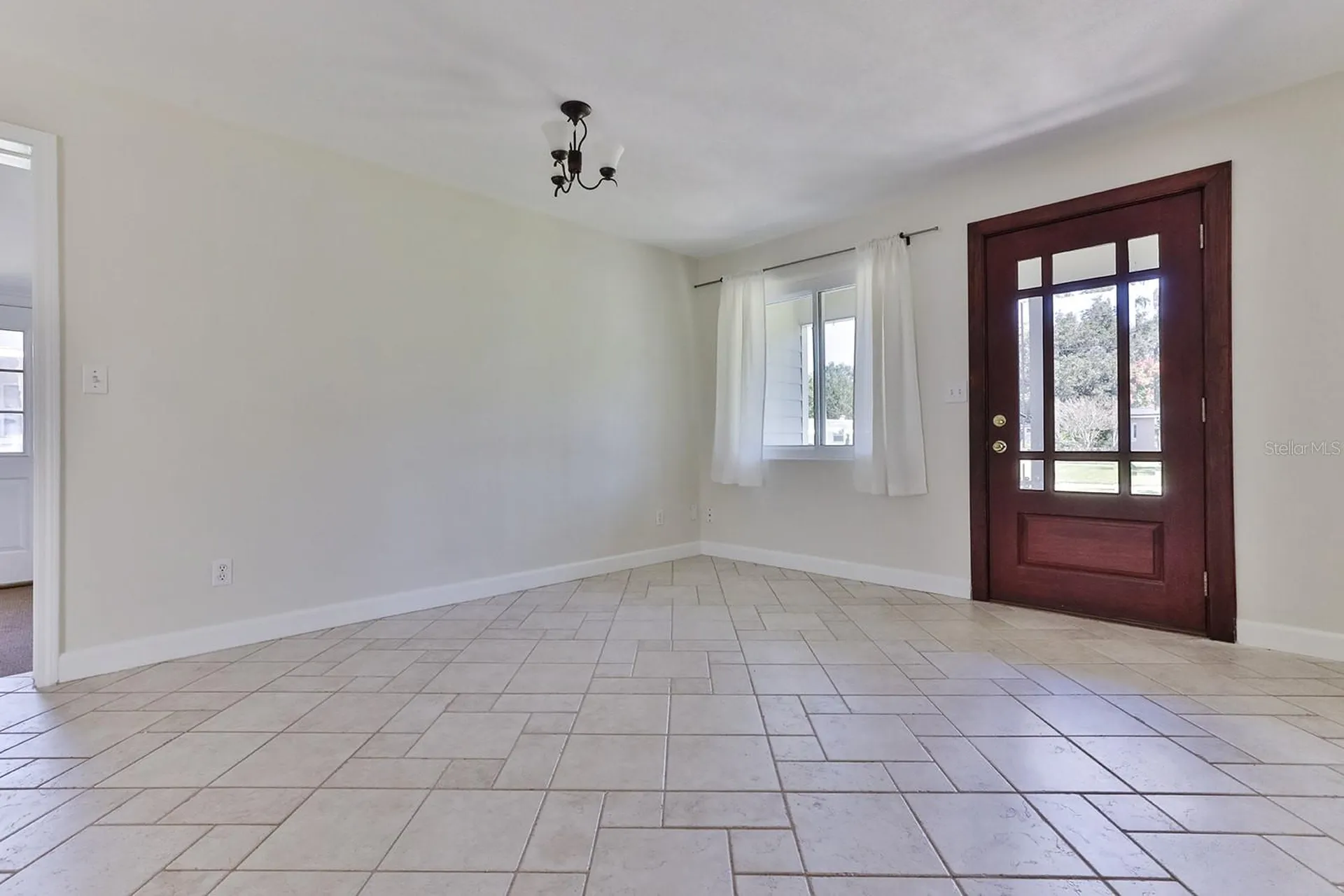 480 Carolyn Street New Smyrna Beach FL 32168
