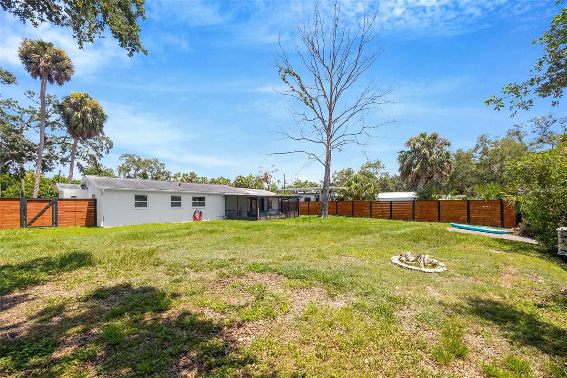 9935 River Drive Gibsonton FL 33534