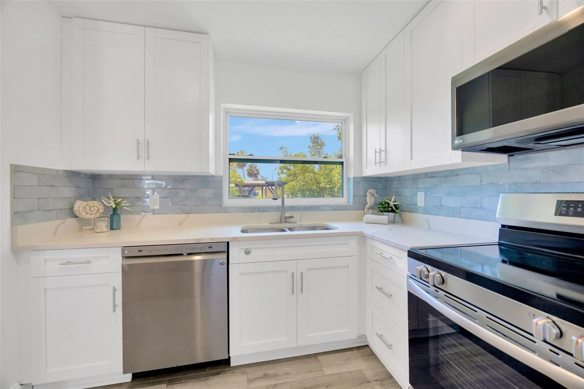 9935 River Drive Gibsonton FL 33534