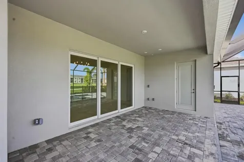 5543 Lightning Whelk Lane Bradenton FL 34211