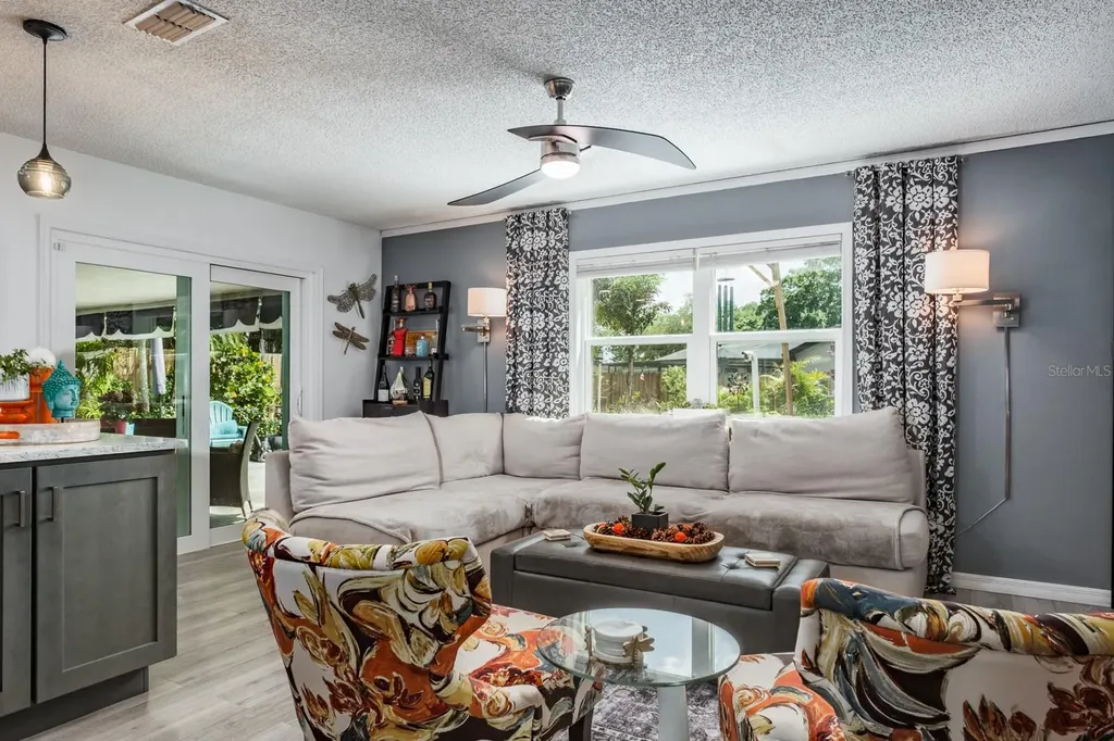 3116 Coventry Lane Safety Harbor FL 34695