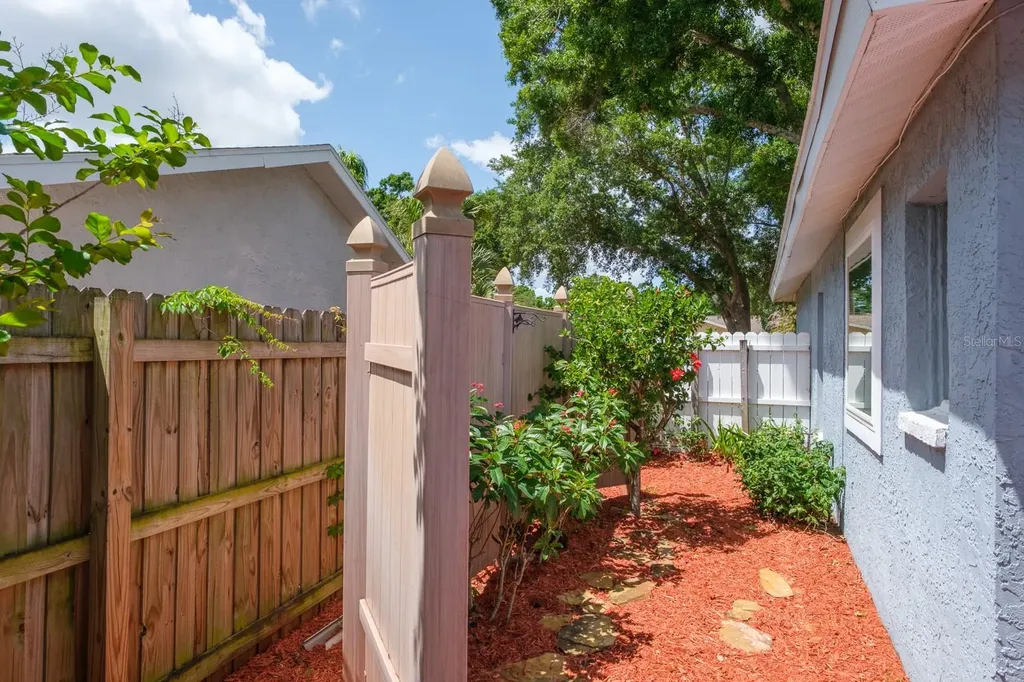 3116 Coventry Lane Safety Harbor FL 34695