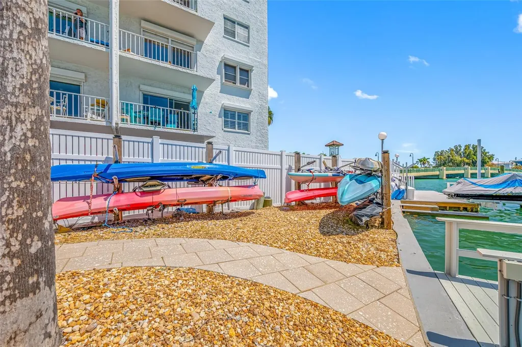 285 107th Avenue Treasure Island FL 33706