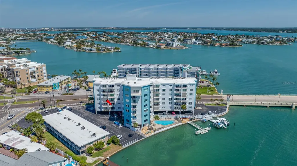285 107th Avenue Treasure Island FL 33706