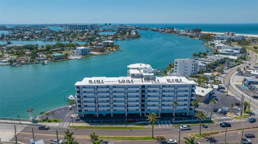 285 107th Avenue Treasure Island FL 33706