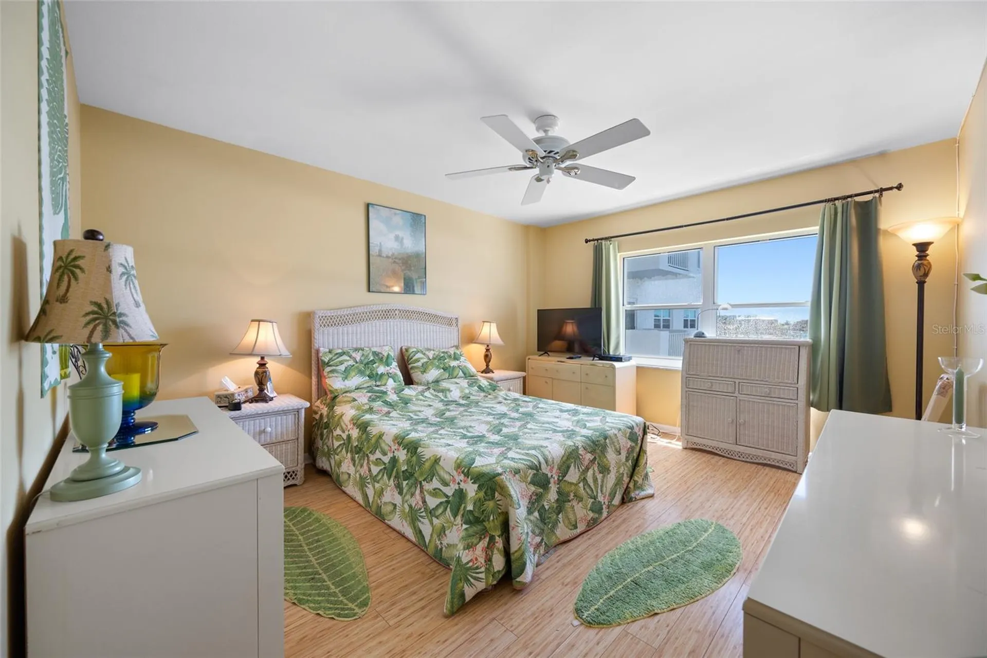 285 107th Avenue Treasure Island FL 33706