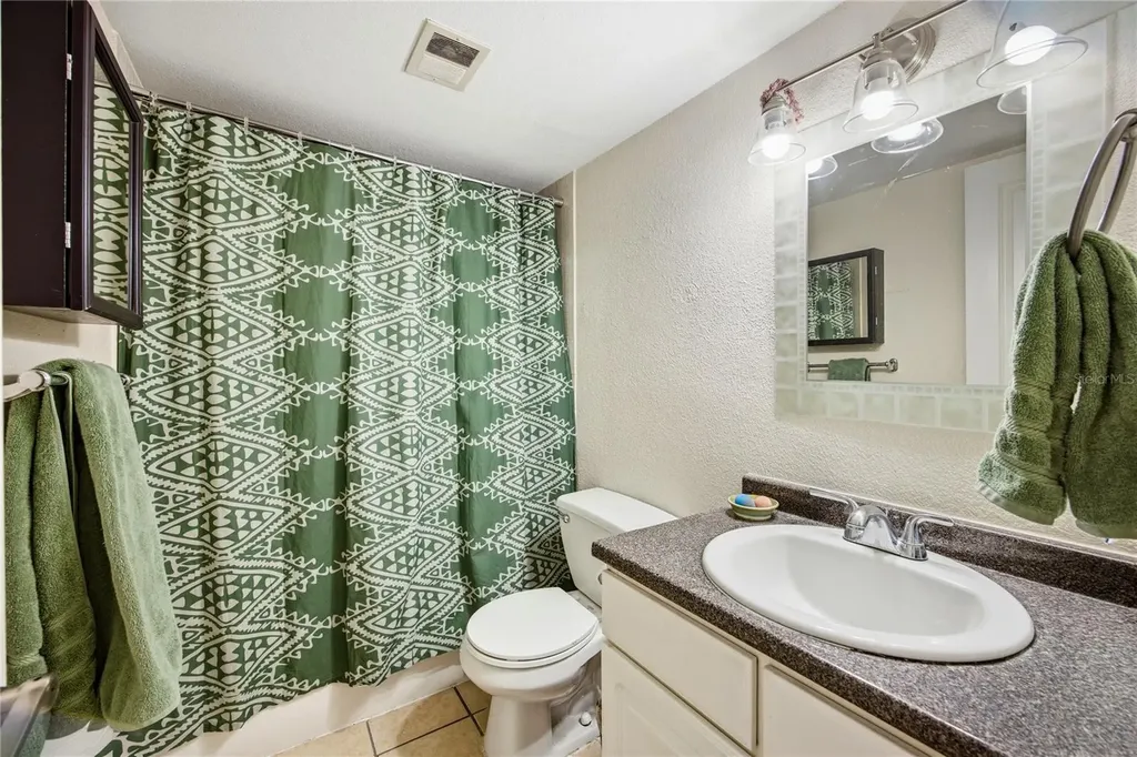 507 NW 39th Road Gainesville FL 32607