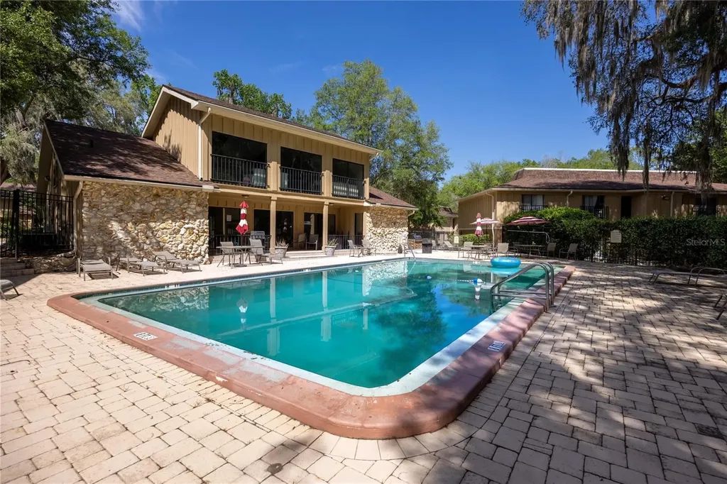 507 NW 39th Road Gainesville FL 32607
