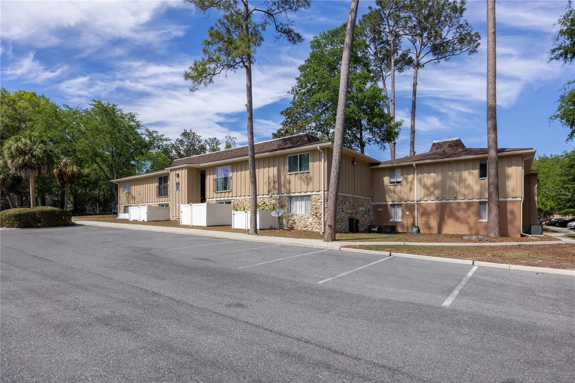 507 NW 39th Road Gainesville FL 32607