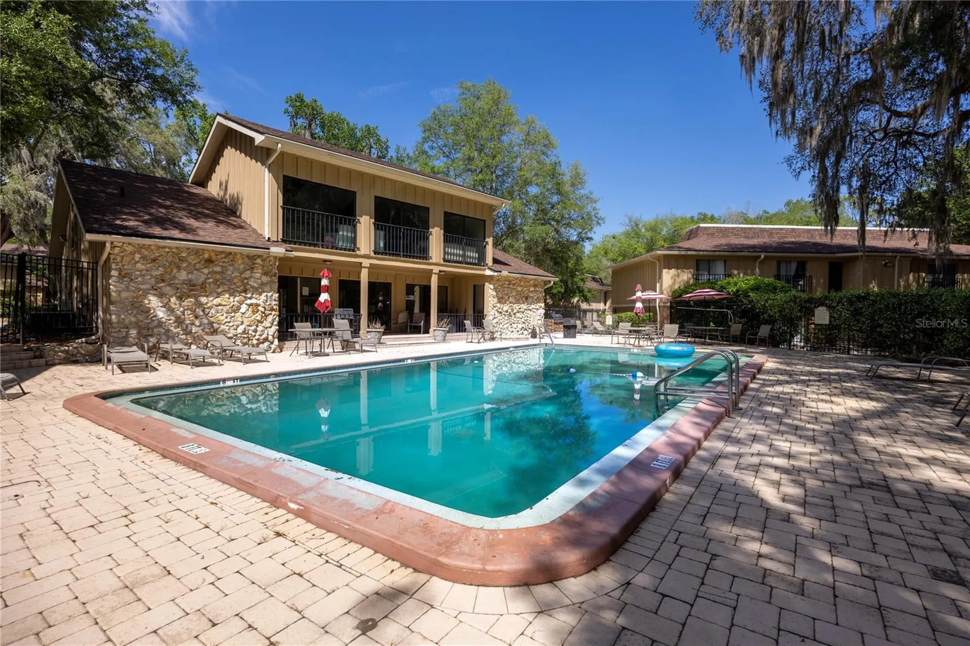 507 NW 39th Road Gainesville FL 32607