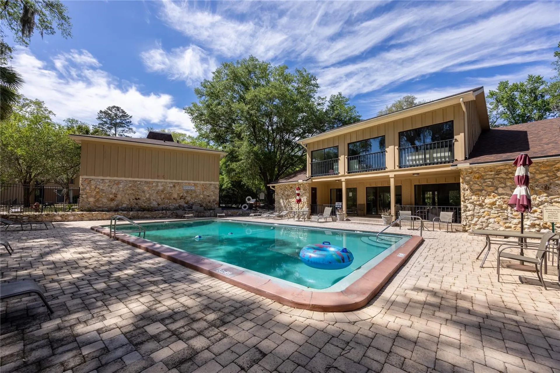 507 NW 39th Road Gainesville FL 32607