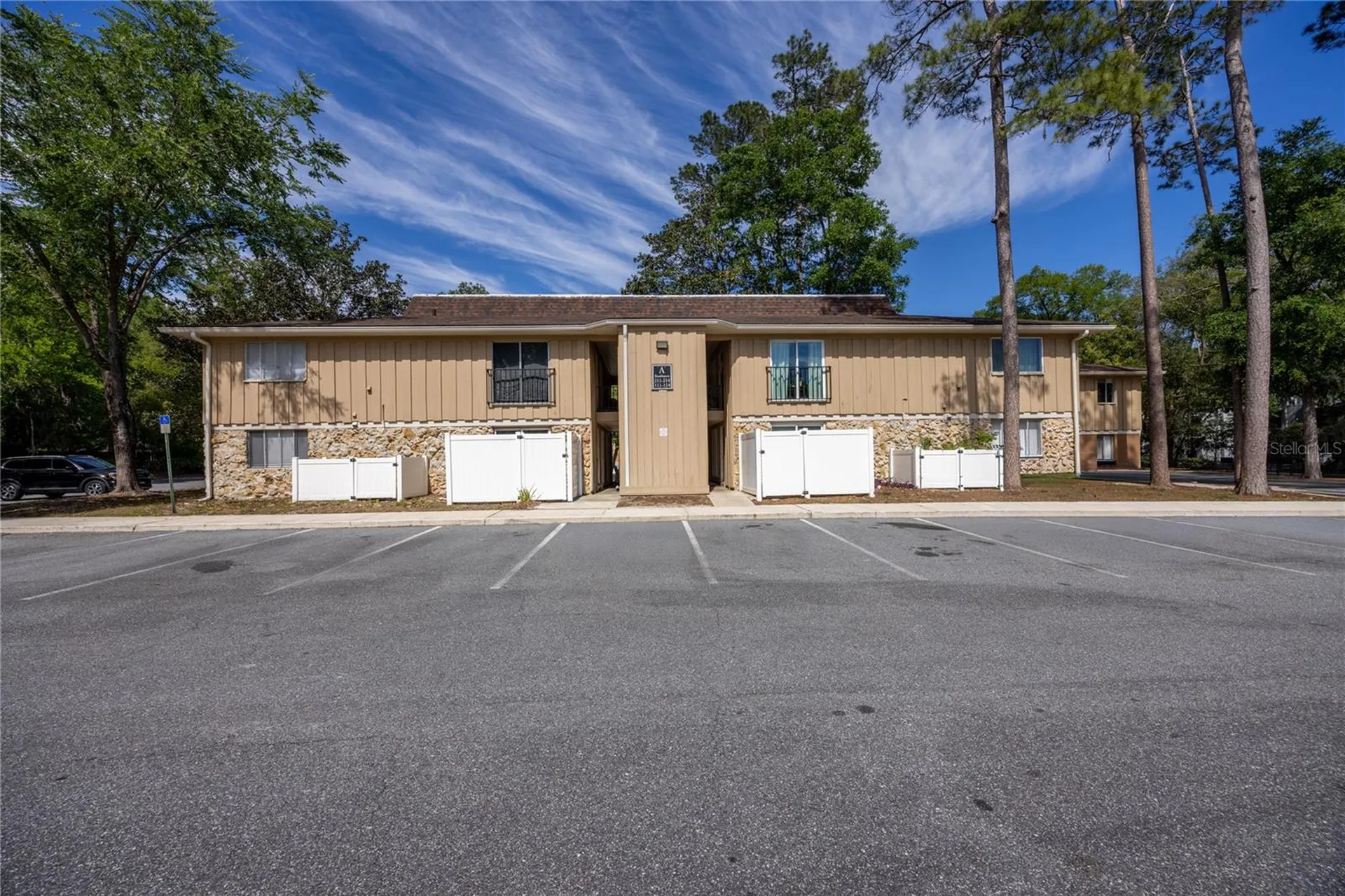 507 NW 39th Road Gainesville FL 32607