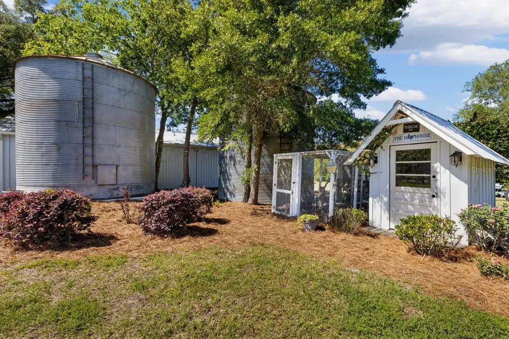 4821 SW 53rd Terrace Trenton FL 32693