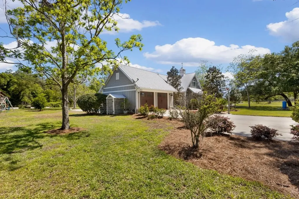 4821 SW 53rd Terrace Trenton FL 32693
