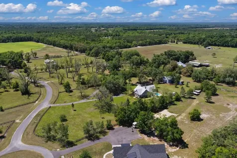 4821 SW 53rd Terrace Trenton FL 32693