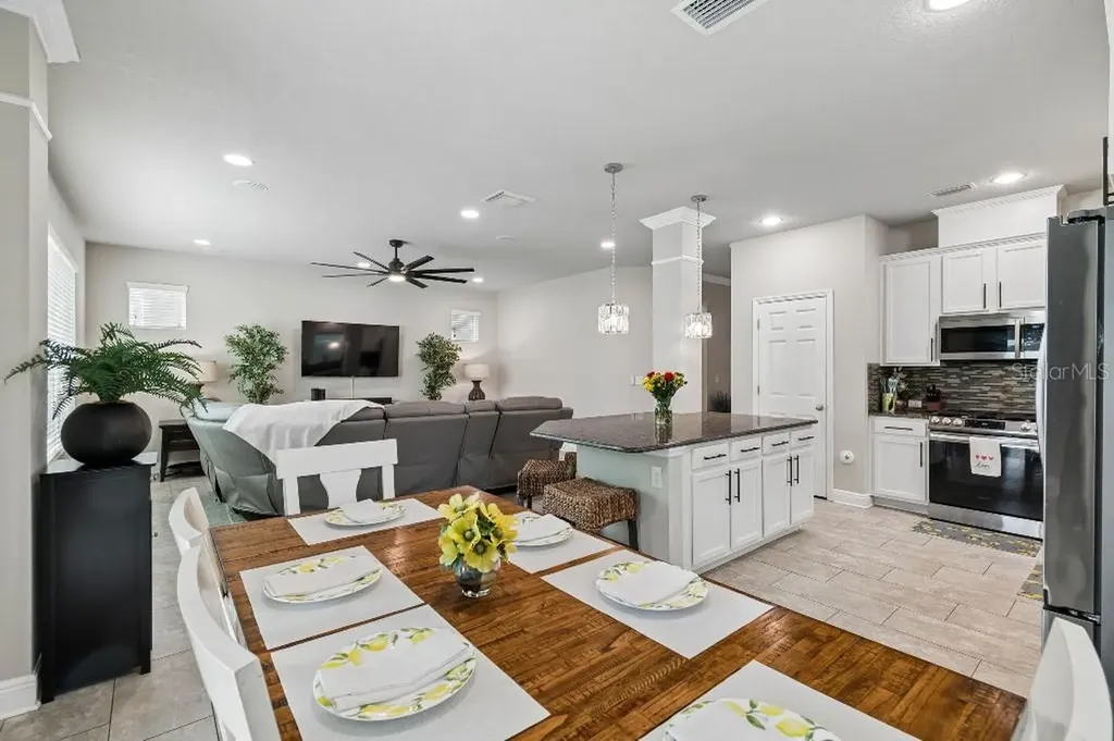 14304 Parkside Ridge Way Lithia FL 33547