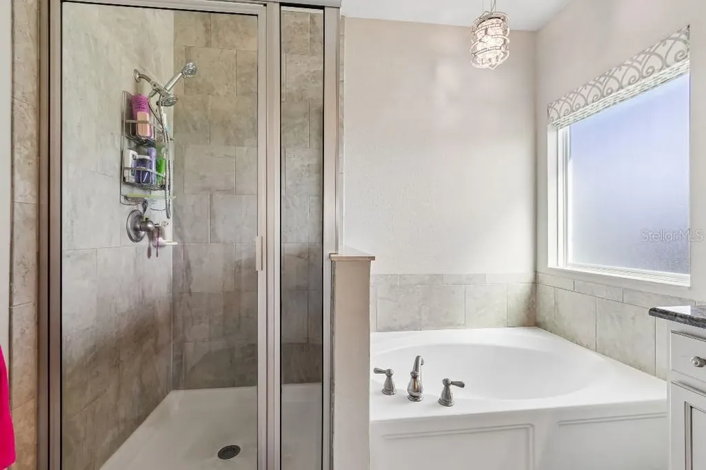14304 Parkside Ridge Way Lithia FL 33547