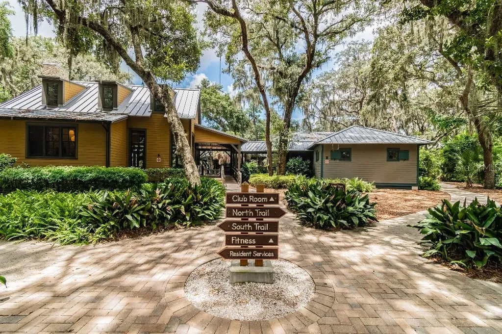 14304 Parkside Ridge Way Lithia FL 33547
