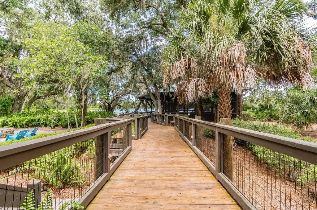 14304 Parkside Ridge Way Lithia FL 33547