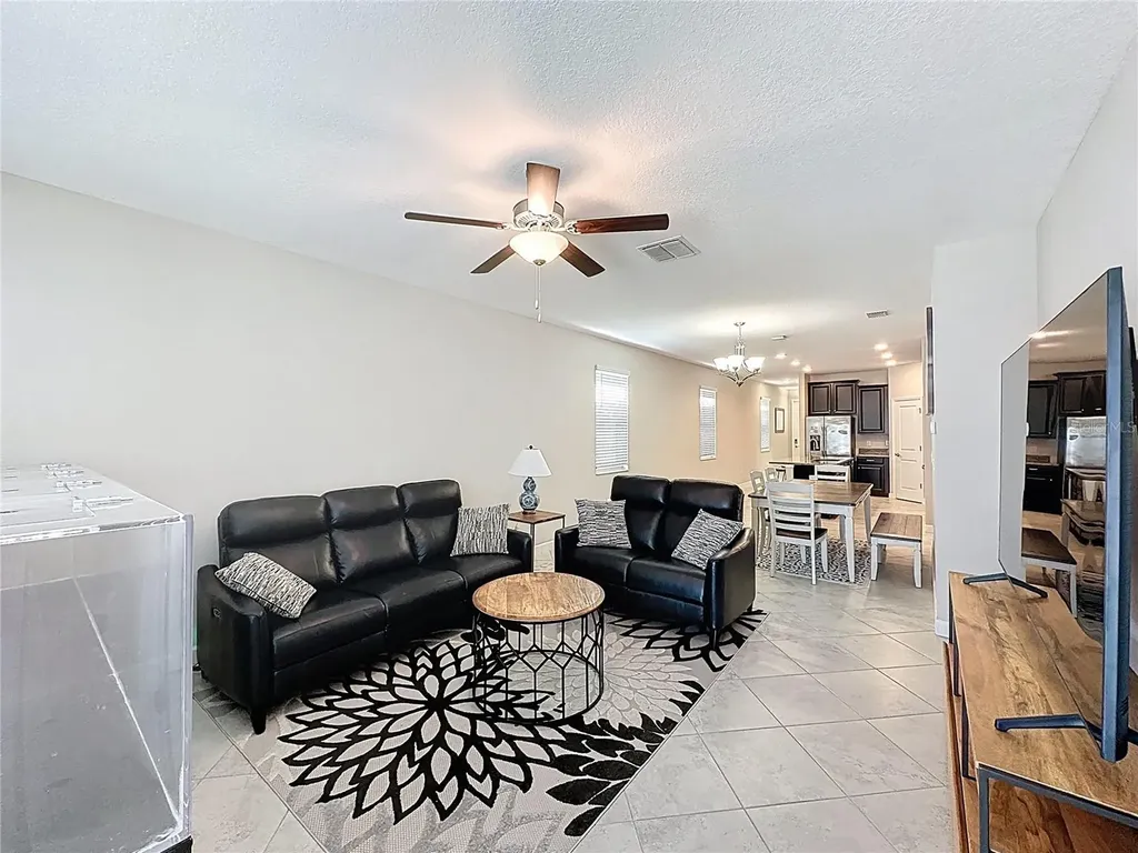 9633 Ivory Drive Ruskin FL 33573