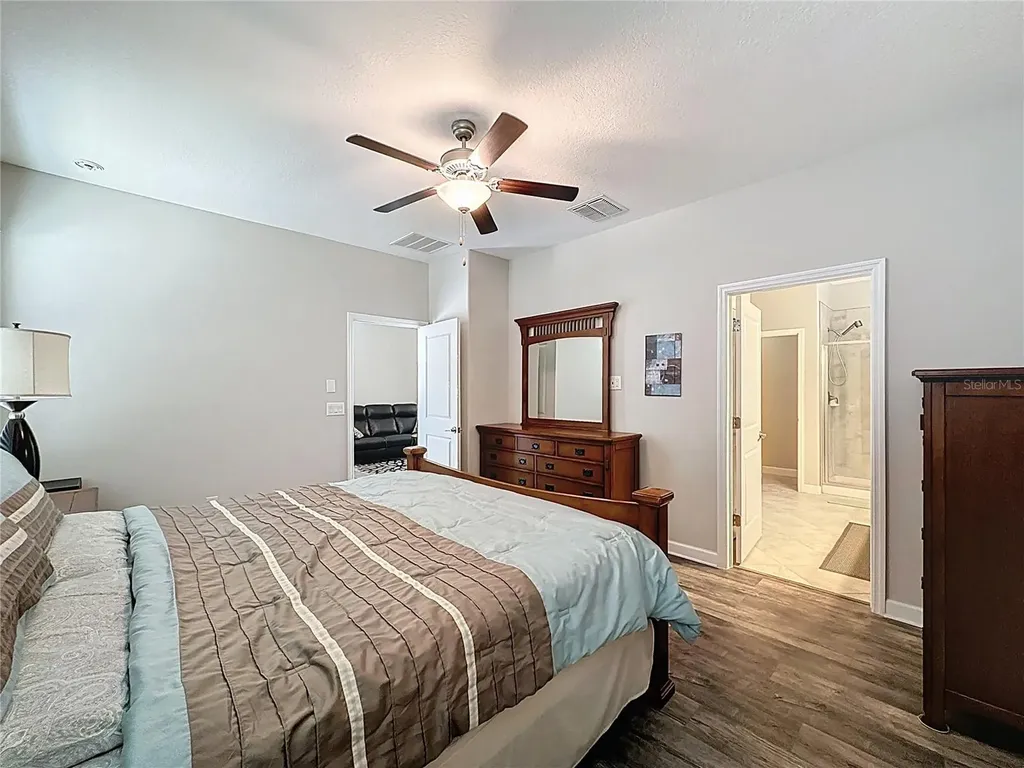 9633 Ivory Drive Ruskin FL 33573