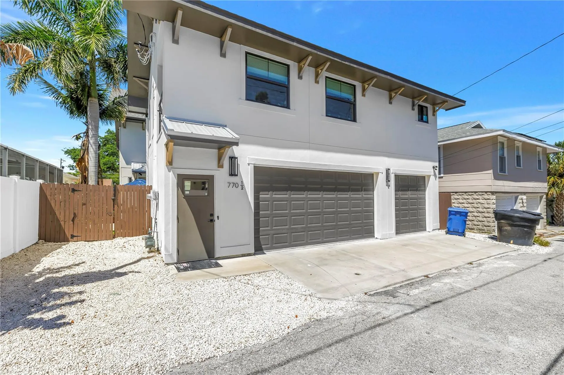 770 21st Avenue N St Petersburg FL 33704