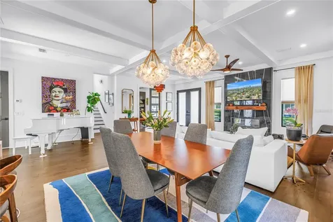 770 21st Avenue N St Petersburg FL 33704