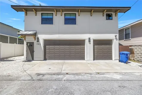 770 21st Avenue N St Petersburg FL 33704