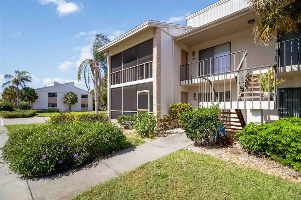 5476 Swift Road Sarasota FL 34231