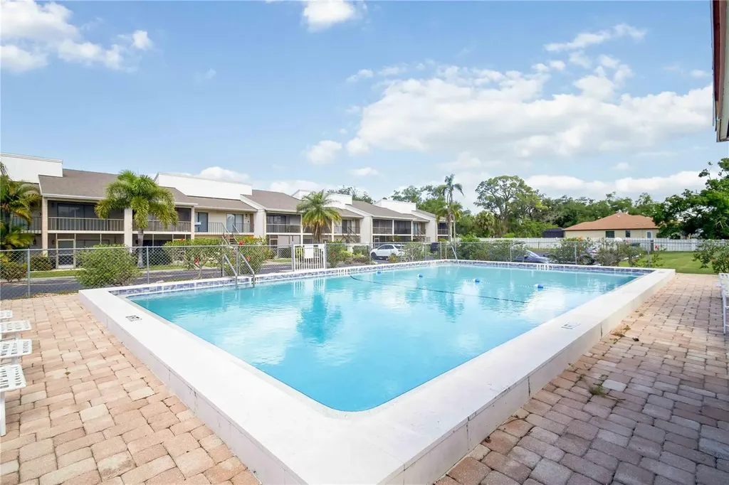5476 Swift Road Sarasota FL 34231