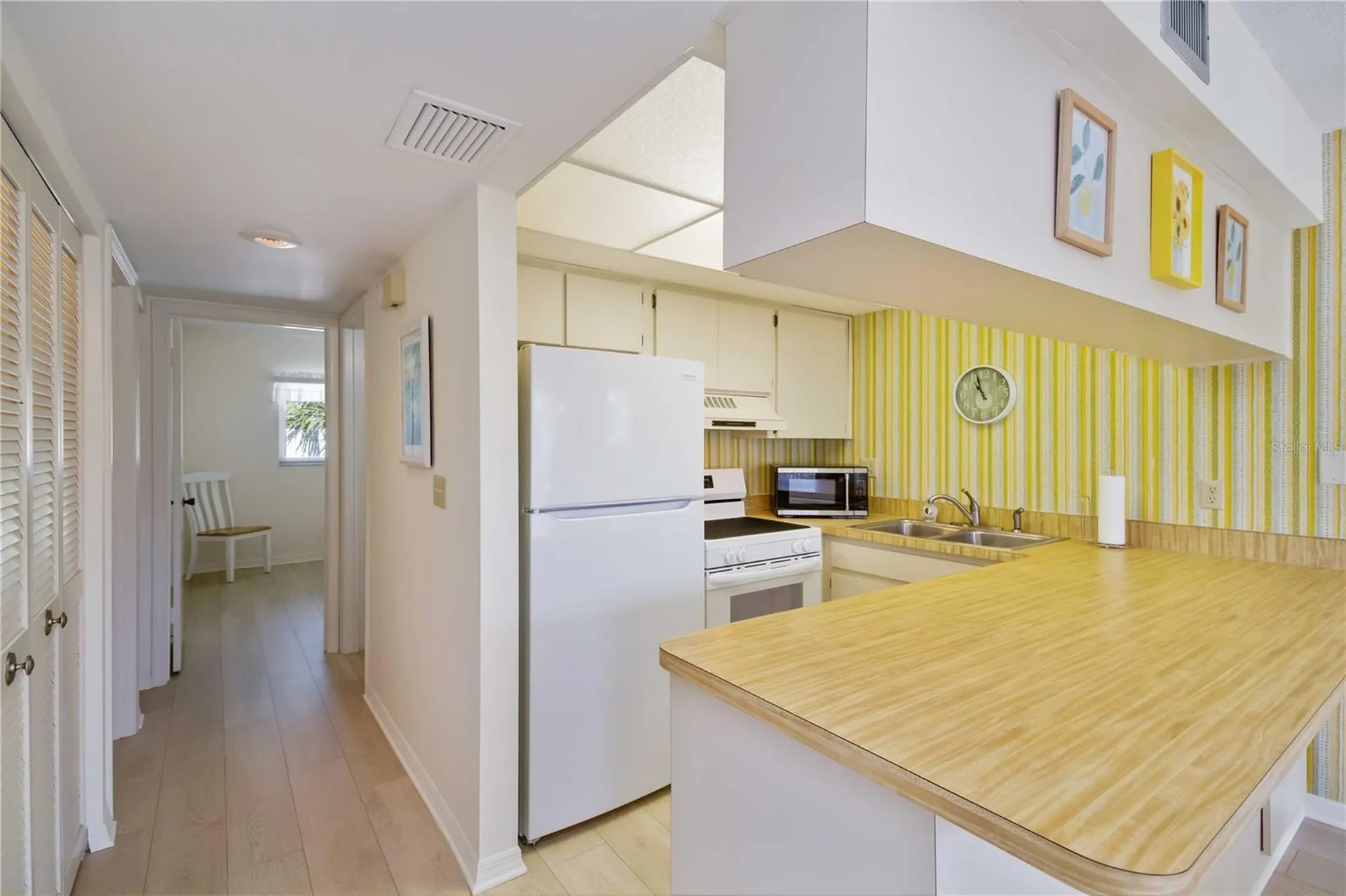 5476 Swift Road Sarasota FL 34231