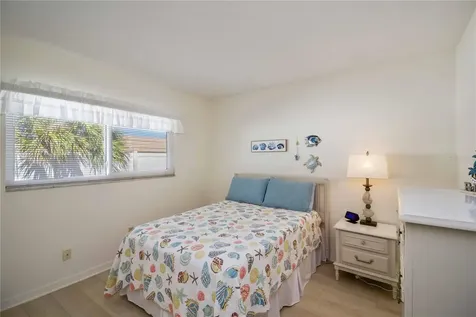 5476 Swift Road Sarasota FL 34231